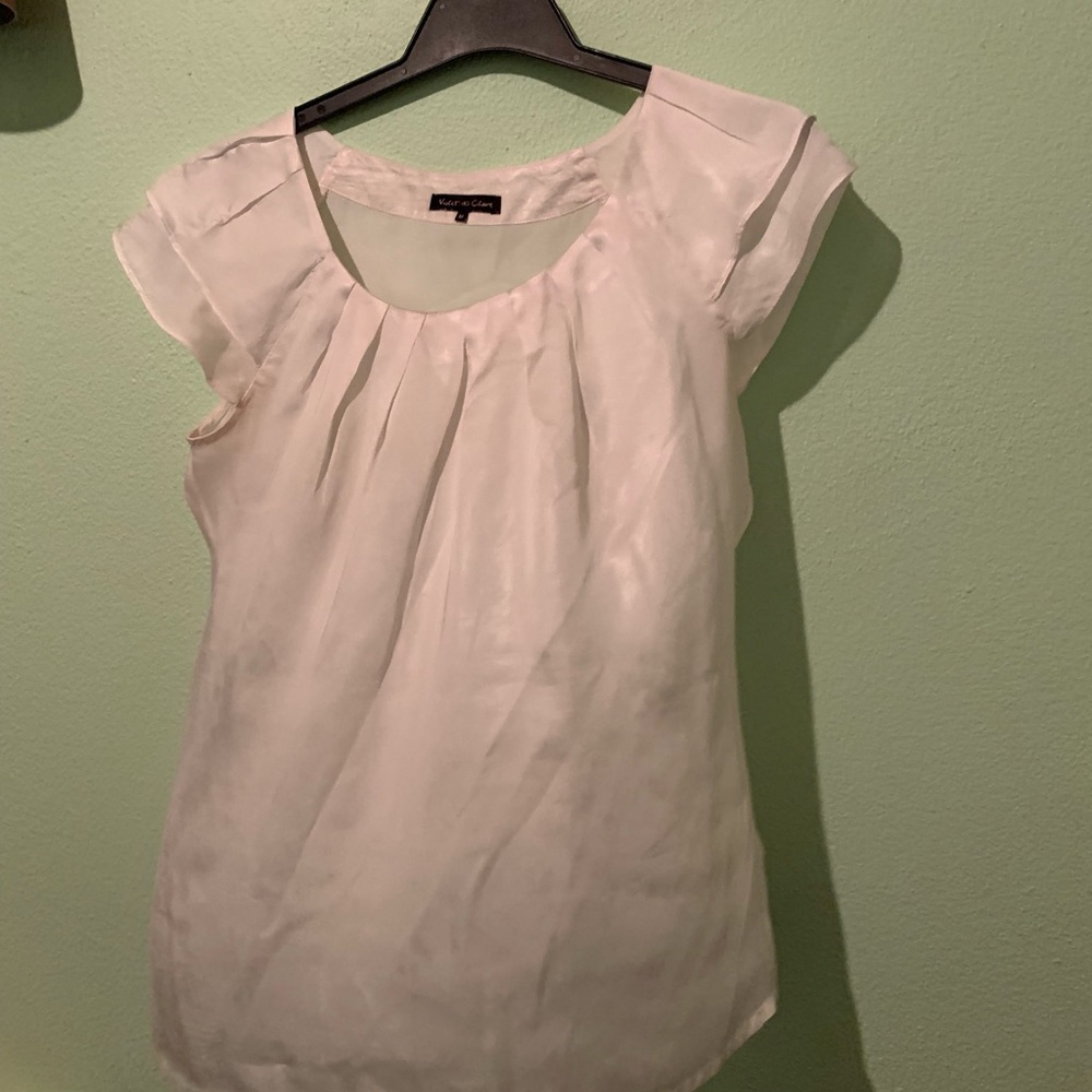 Violet and Claire White ruffled blouse size Medium